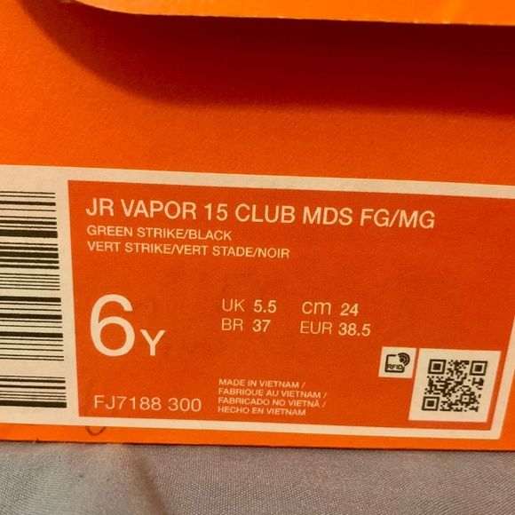 KIDS ZOOM VAPOR 15 ACADEMY MDS SOCCER CLEATS - Picture 5 of 6